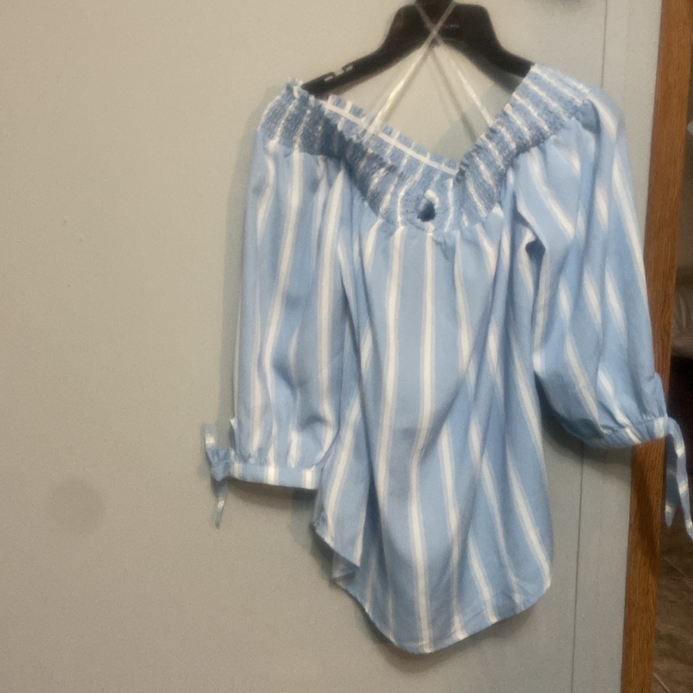 Lightweight - Picture 3 of 6